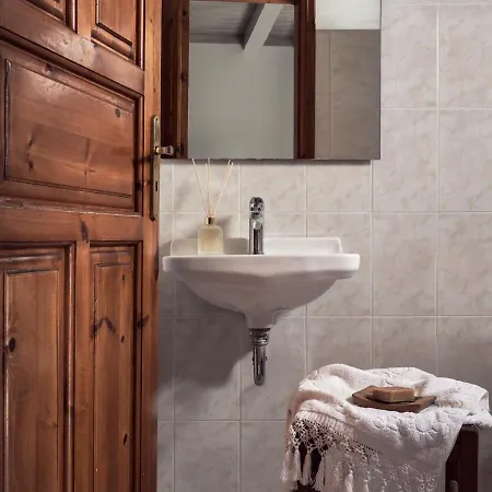 Razis Apart-hotel 3*